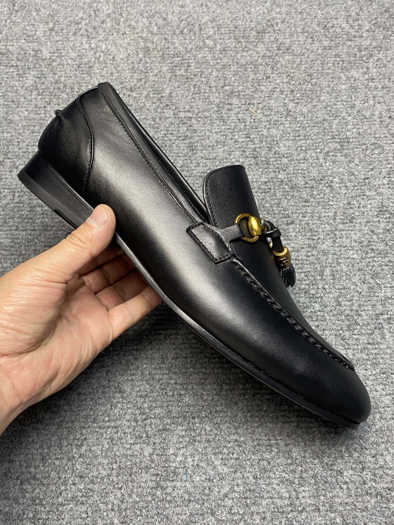 Gucci Leather Shoes